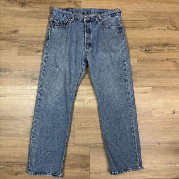 Levi's 501 Men's Size 35x30 Original Fit Jeans Button Fly 100% Cotton Classic - Picture 1 of 9